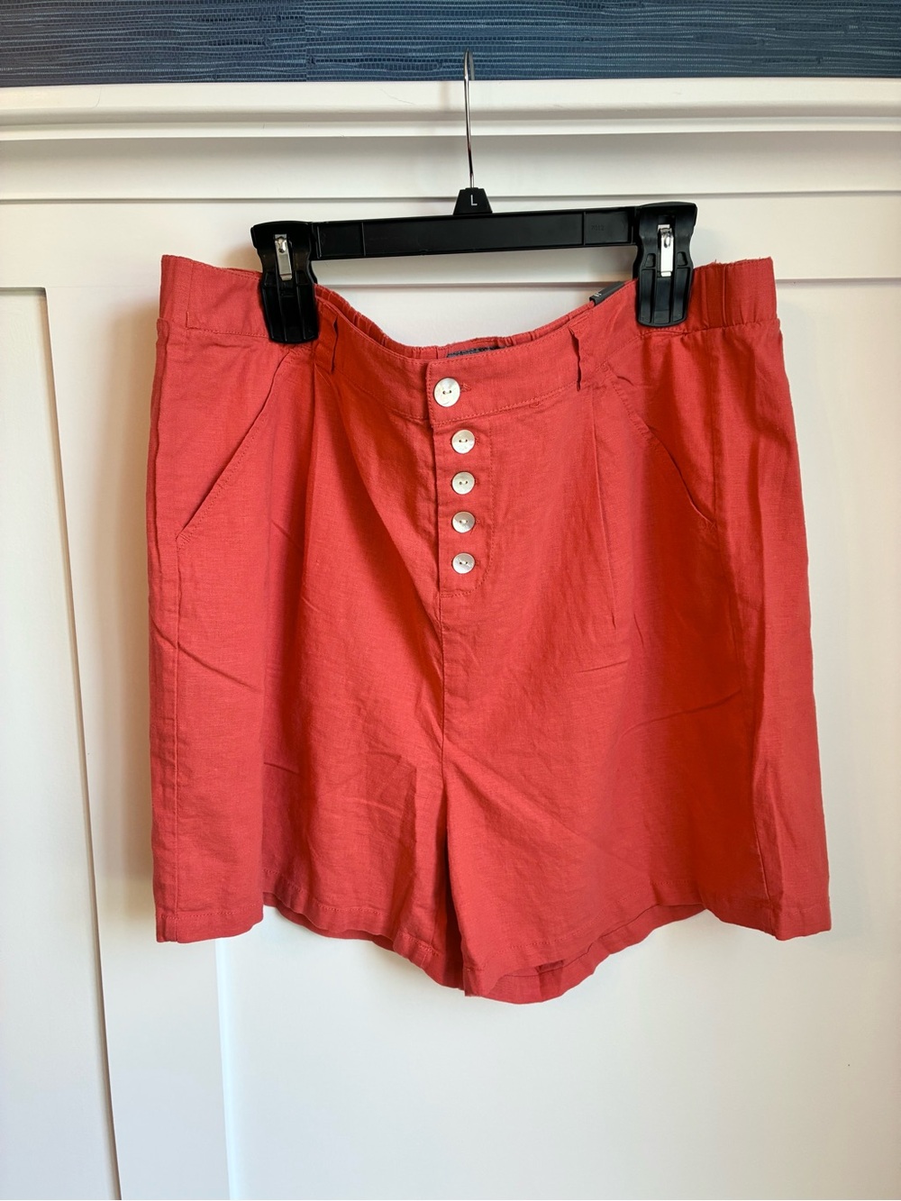 NWT Torrid linen blend shorts